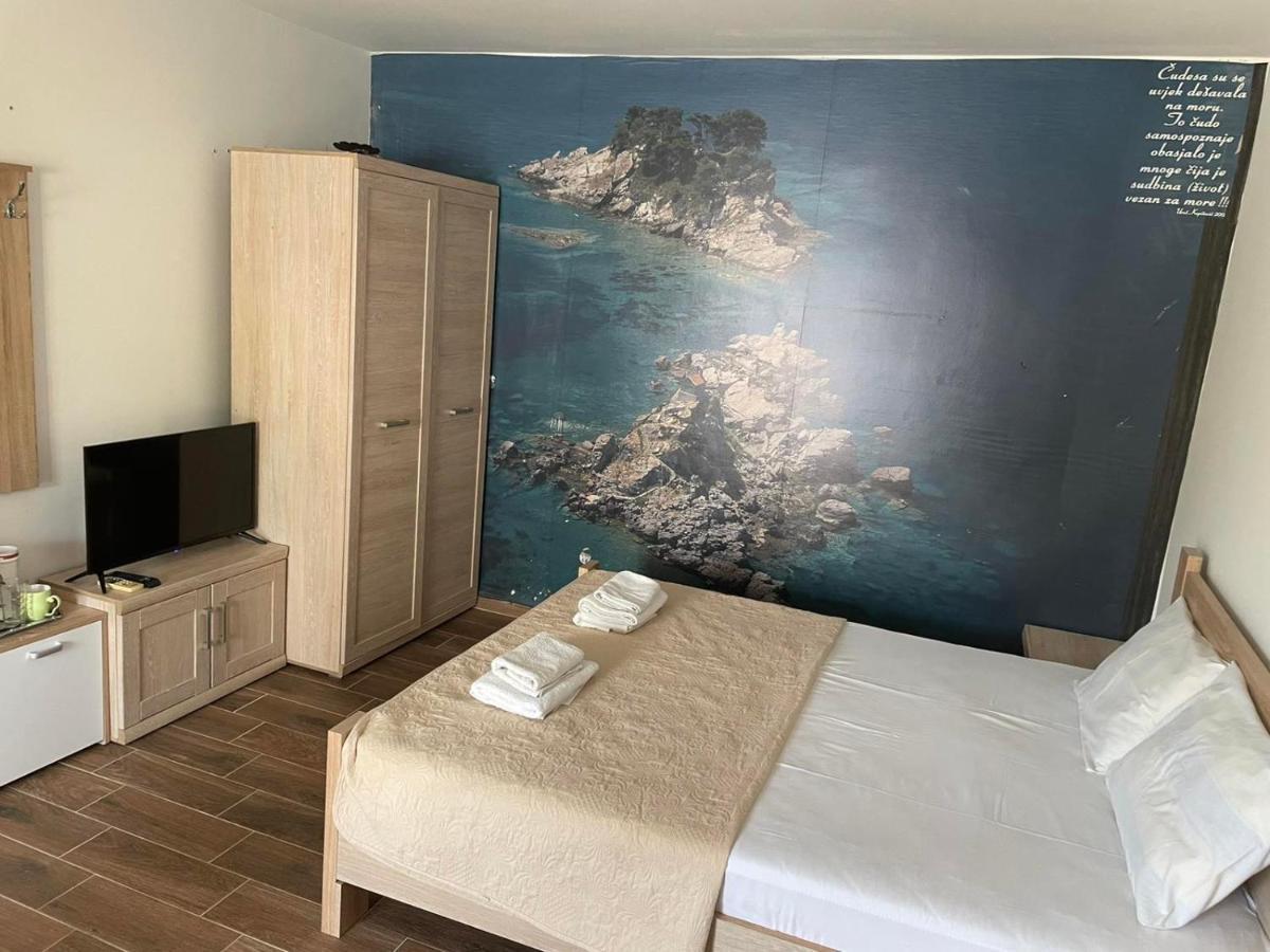 Apartmani Marina Kopitovic Petrovac المظهر الخارجي الصورة