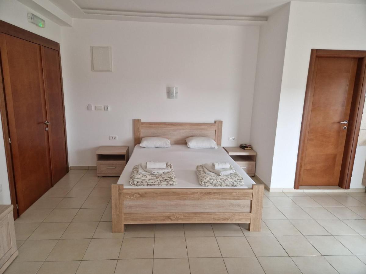 Apartmani Marina Kopitovic Petrovac المظهر الخارجي الصورة