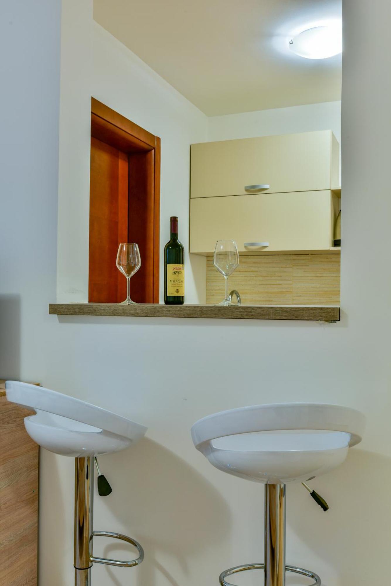 Apartmani Marina Kopitovic Petrovac المظهر الخارجي الصورة